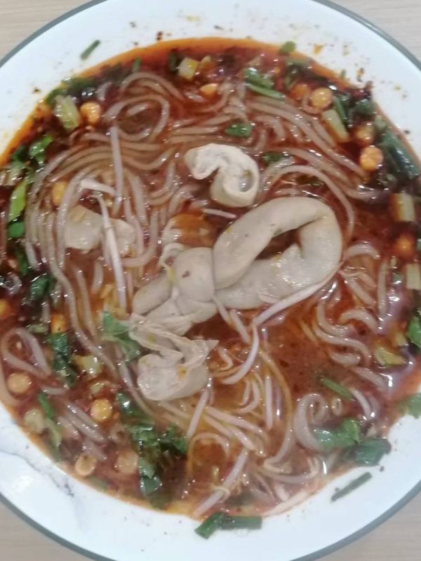 肥肠粉正宗做法,传统美食的完美呈现,肥肠粉正宗做法,传统美食的细致呈现