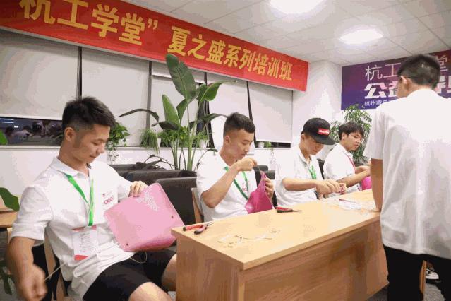 下载瑜伽免费课程视频教程，开启健康生活的第一步，下载瑜伽课程视频教程，开启健康生活之旅