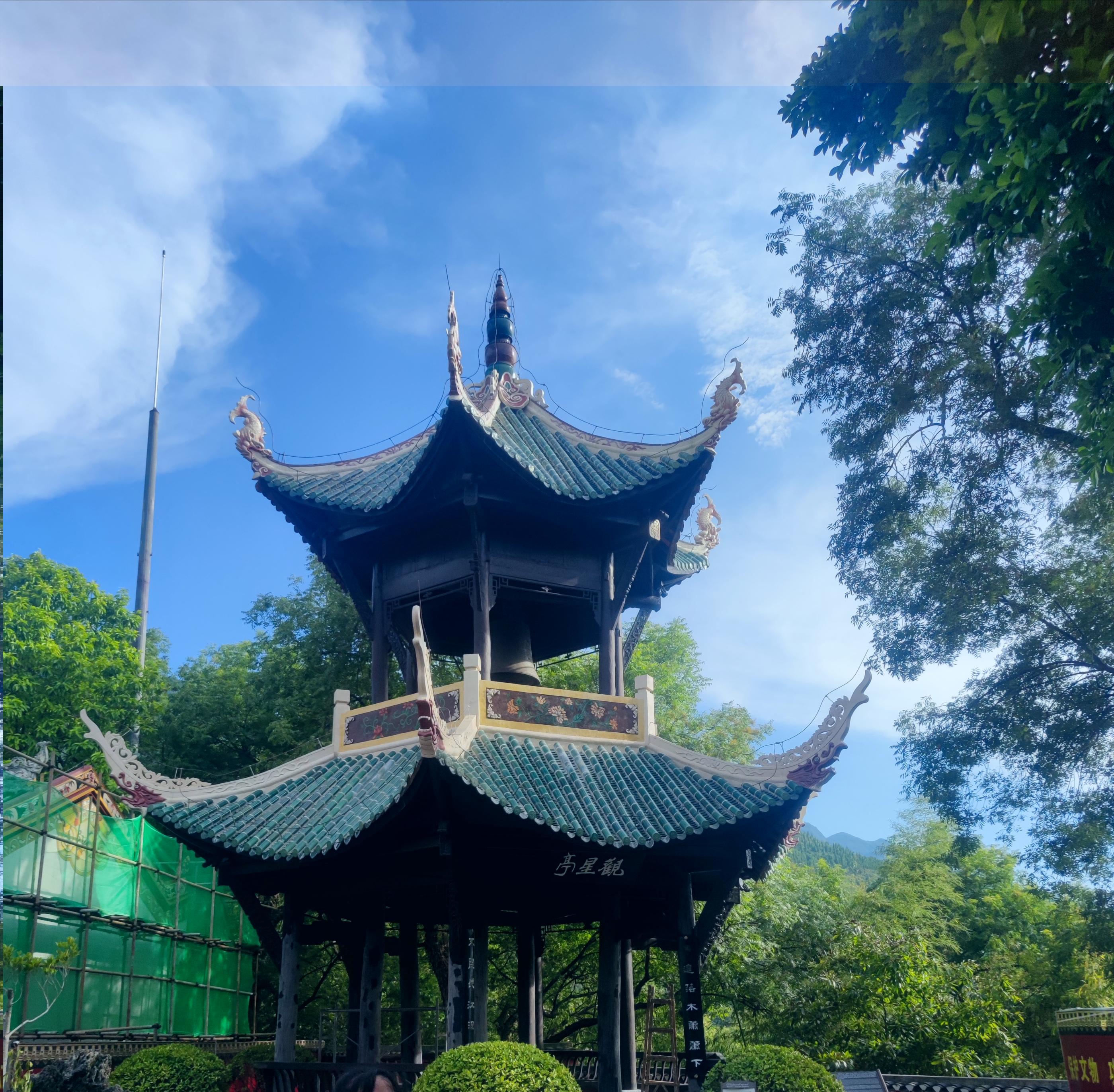 三峡豪华游轮,探索自然之美的极致体验,三峡豪华游轮,自然之美的极致探索之旅