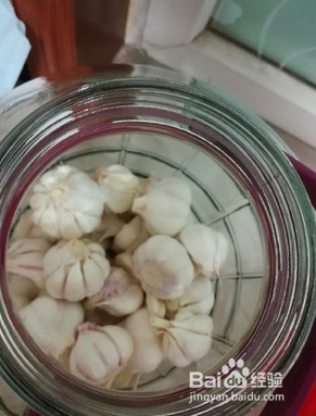 正宗糖醋蒜的腌制方法，正宗糖醋蒜腌制秘诀，家常糖醋蒜制作方法