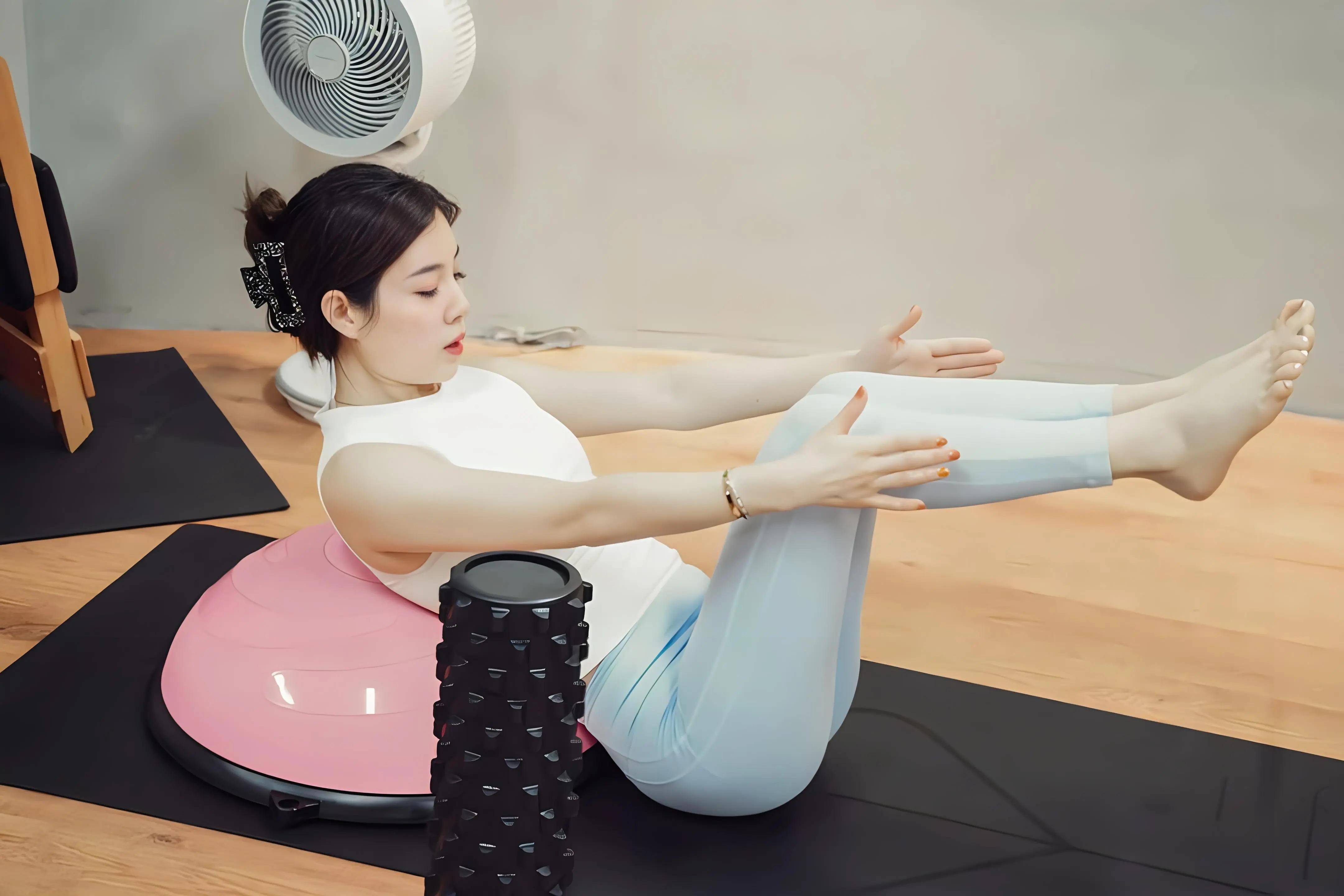 瑜伽教练,引领身心平衡的艺术,瑜伽教练,引领身心平衡的艺术之旅