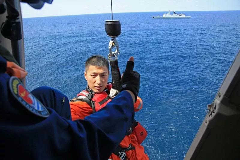 海军黄山舰,荣耀与担当的象征,海军黄山舰,荣耀与担当的海洋卫士标志