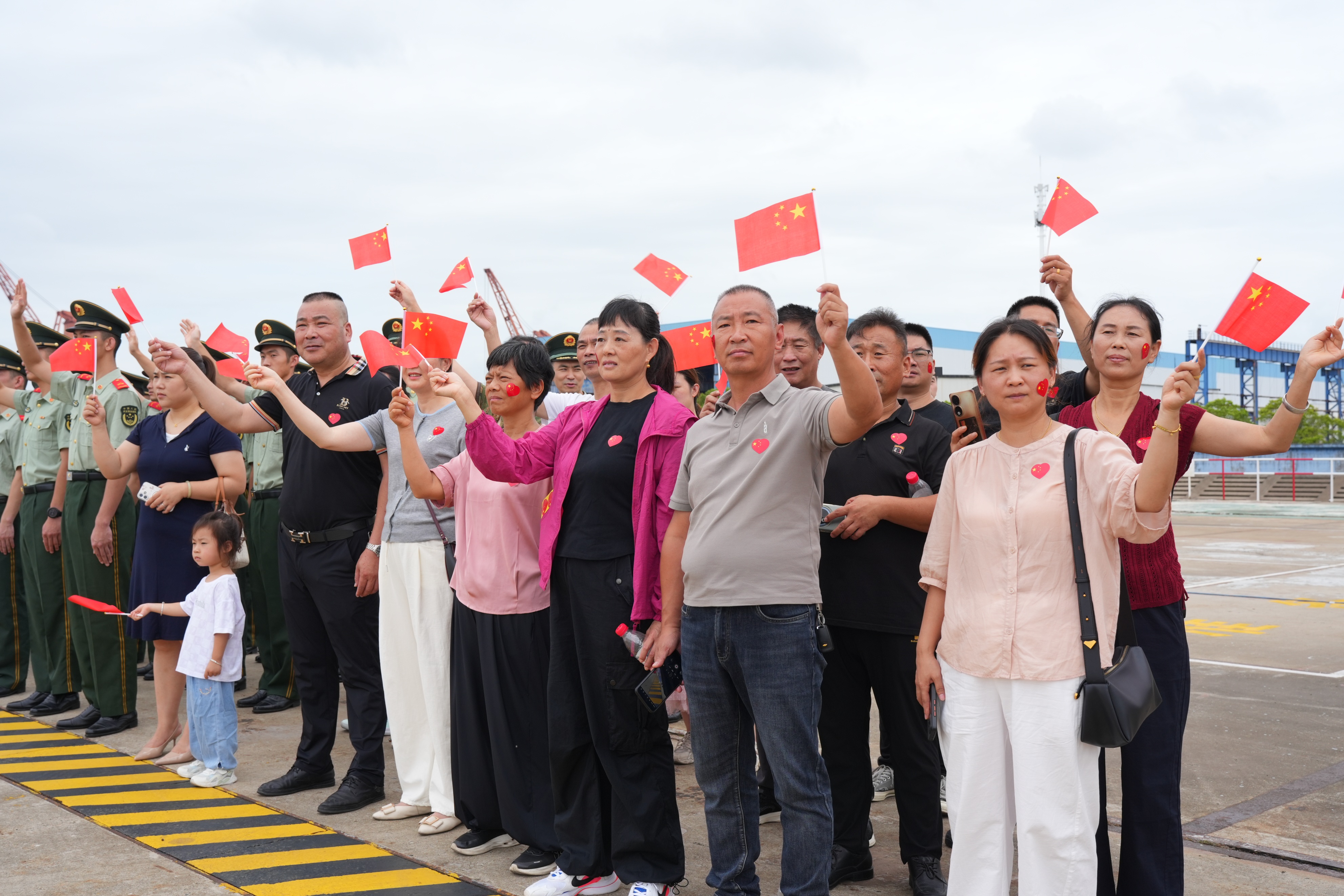 海门舰,守护海洋的钢铁长城,海门舰,海洋守护的钢铁壁垒