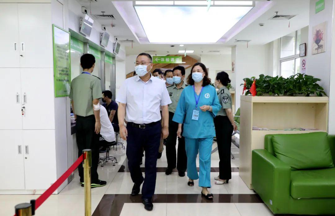 应服兵役是什么意思，对公民义务与责任的解读，解读应服兵役，公民义务与责任的阐释