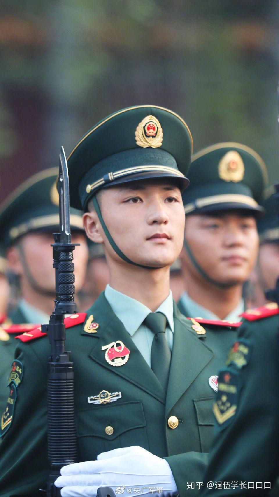 服兵役，义务兵与志愿兵之间的探讨，服兵役制度下的义务兵与志愿兵探讨