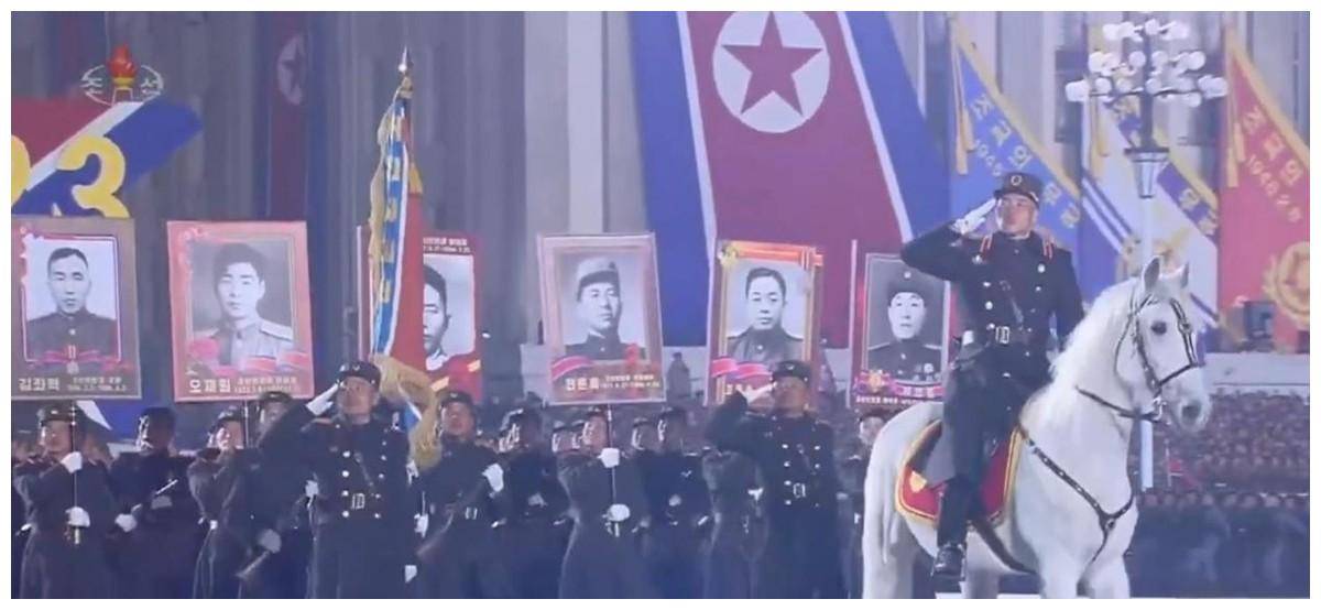 朝鲜2022阅兵视频，展示力量与荣耀的一年，朝鲜2022年度阅兵视频，力量与荣耀的展示