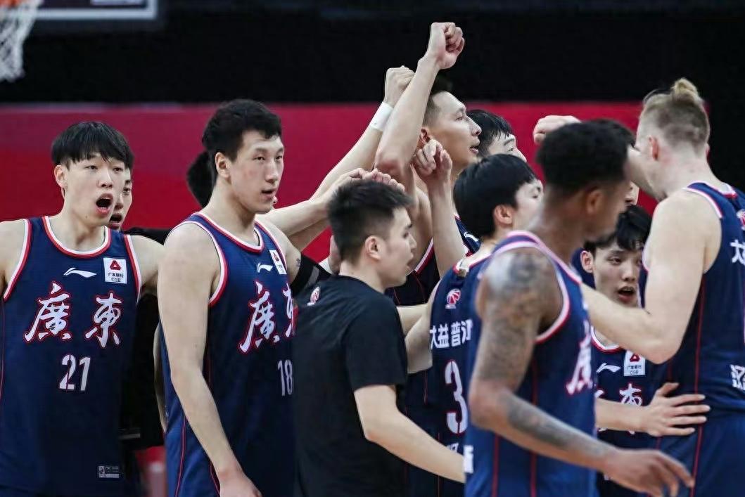 广东宏远队最新消息,蓄势待发,向冠军冲刺,广东宏远队蓄势待发,冠军冲刺最新动态