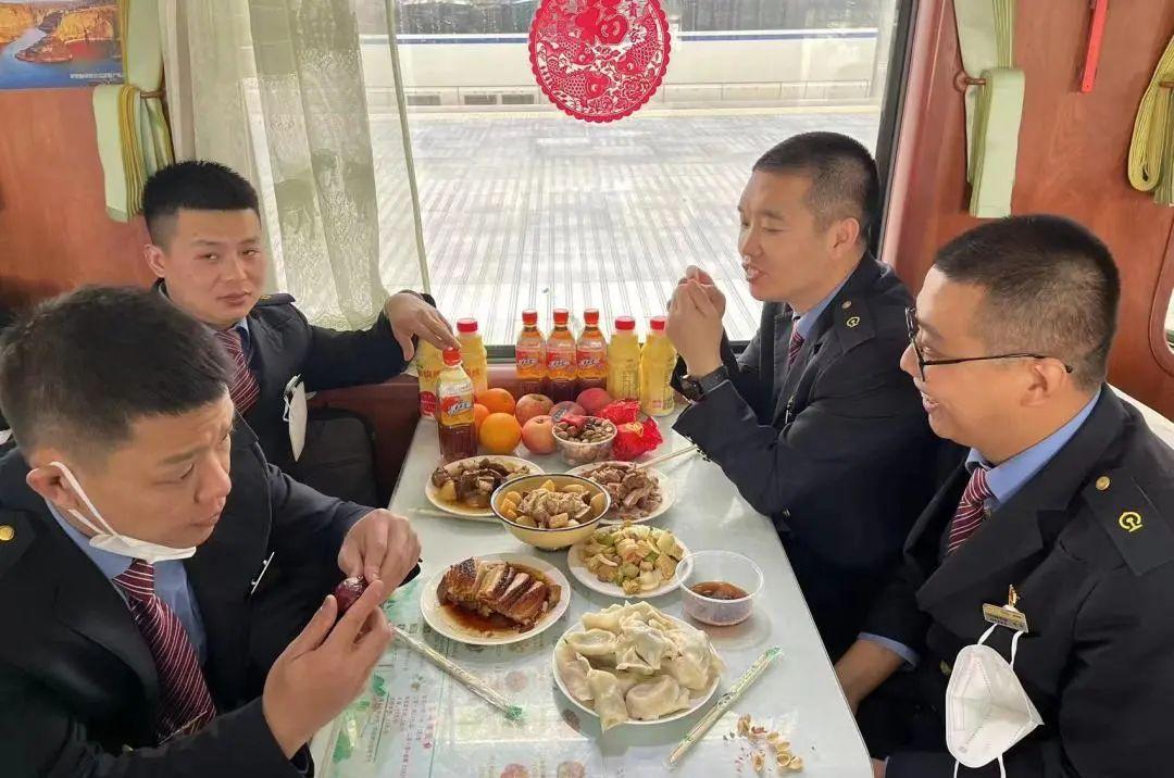 Z267次火车最新时刻表详解，Z267次火车最新时刻表全面解析