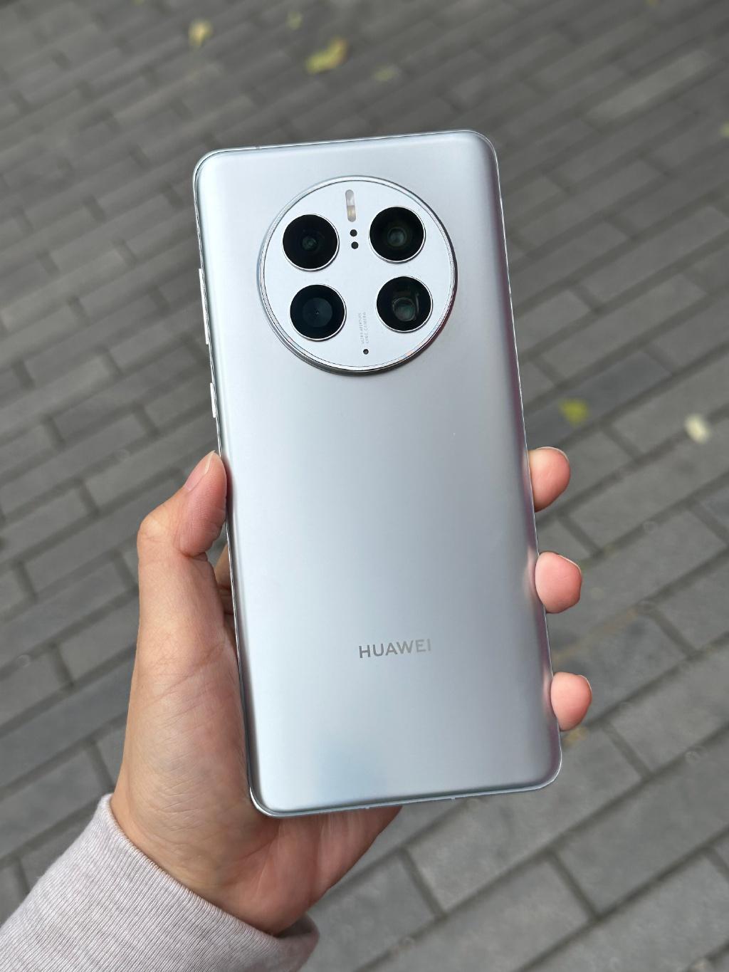 华为最新版智能手机技术，引领未来的科技革新先锋，华为最新智能手机技术，科技革新的先锋引领未来