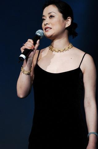 最新最火的歌曲，流行音乐的魅力与风潮，最新流行歌曲风潮，魅力无限的音乐魅力与流行趋势