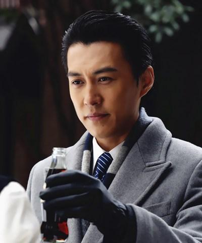 靳东最新消息,影视巨星持续发光发热,靳东持续发光发热,影视巨星最新动态揭秘