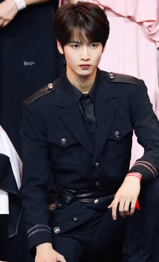 任嘉伦最新消息,事业新高峰,生活新篇章,任嘉伦事业再攀新高峰,生活开启新篇章