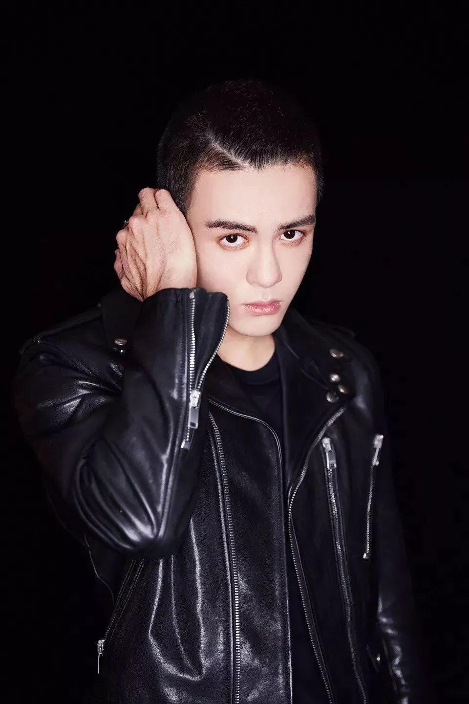 雷佳音最新电影,演技炸裂,塑造角色深入人心,雷佳音最新电影,演技炸裂,角色深入人心